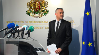 Лукарски обещава да спести на бизнеса 113 млн. лв. от административни разходи