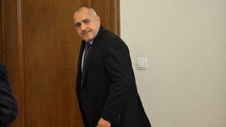 Борисов поиска "само макове да цъфтят около завода за отпадъци"