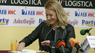 <span class="highlight">Екатерина</span> <span class="highlight">Стратиева</span>: Имам желание за един или два старта в България (видео)