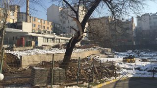 Вандалско строителство на Столична община
