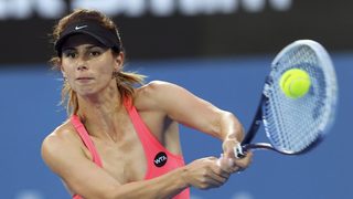 Пиронкова стартира с победа в Дубай след 16 пробива и над два часа игра