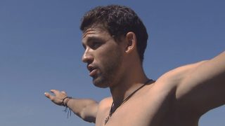Видео: Григор Димитров скача от скала в Акапулко