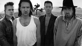 Руски депутат обвини U2 и Apple в гей пропаганда