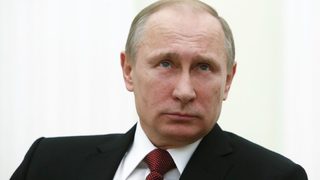 Поредната версия на Путин за Крим - "да ги спасим от националистите"