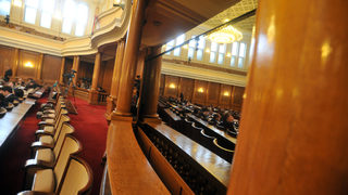 Парламентът одобри назначаването на <span class="highlight">временен</span> <span class="highlight">синдик</span> в КТБ