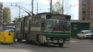 ЧЕЗ спря тока на тролеите в Перник заради задължения от над 600 хил. лева