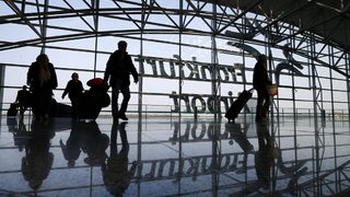 На път: Нискобюджетно от София през Женева до Трансилвания
