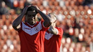 ЦСКА продължи свободното си падане след 0:0 с "Берое"