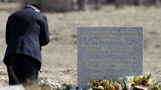 Изникват нови факти за проблемите на пилота, разбил самолета на <span class="highlight">Germanwings</span>