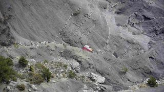 Прекратено е издирването на телата от разбилия се самолет на <span class="highlight">Germanwings</span>
