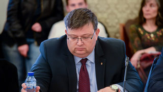 Сотир Цацаров: Ясно е че ББ, ЦЦ и ИФ са реални хора, но <span class="highlight">Златанов</span> мълчи