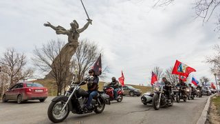 "Рокерите на Путин" потеглят към Берлин за 9 май