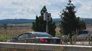 С няколко живота и 900 лева в час