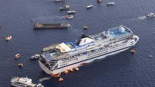 Круизни кораби за 4 млрд. долара се пускат по вода през тази година