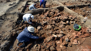 Находките край село Мурсалево - двуетажни къщи на 7500 години