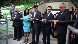 Полетът на Борисов до Разград поевтиня до 2252 лв.