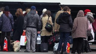 Бомбата в българския автобус няма връзка с тероризъм, смятат унгарски разследващи