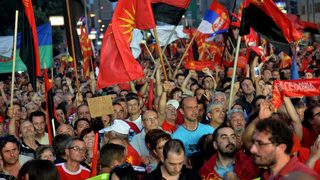 Контрапротестът в Скопие - мощният и зрелищен ответен удар на Груевски