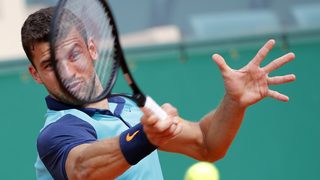 Треньорът на Димитров обвини новата ракета за слабата му игра