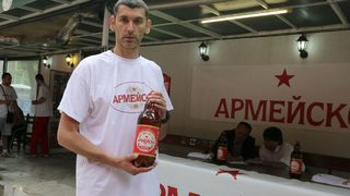 Волейболният ЦСКА пусна "Армейско <span class="highlight">пиво</span>" в опит да се самоиздържа