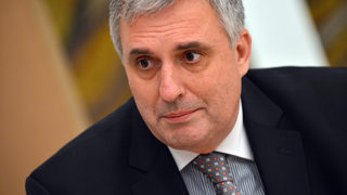 Калфин настоя <span class="highlight">за</span> оценка на риска на търговското споразумение между ЕС <span class="highlight">и</span> САЩ (видео)