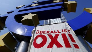 Търси се правно обосноваване за гръцкото "довиждане" на еврозоната