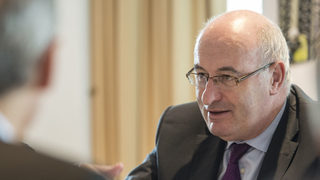 Фил Хоган, еврокомисар: Трябва да се погрижим България да не страда от руското ембарго