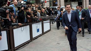 Евентуален нов спасителен пакет за Гърция се оценява на 82-86 млрд. евро