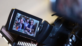За историческите компромиси и прегръдката на ДПС