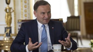 Полският президент: Банките трябва да решат проблема с кредити във франкове