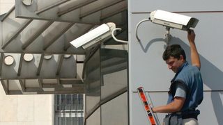 Хиляди потребители не слагат пароли на охранителните си камери