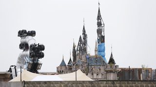 Фотогалерия: Шокиращият парк Dismaland на Банкси
