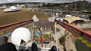 Фотогалерия: Шокиращият парк Dismaland на Банкси