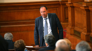 Миков видя нови възможности за общи енергийни проекти с Русия