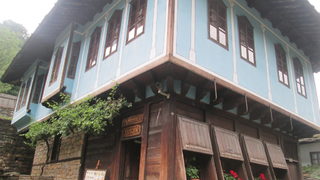 Саковата къща