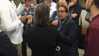 Влаковете под Ламанша спряха заради притока на бежанци