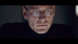 Игралният "Стив Джобс": "брилянтен, влудяващ, чудовищно величаещ"