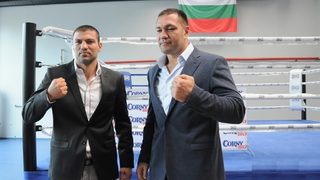 Братята Пулеви създават боксова академия в София