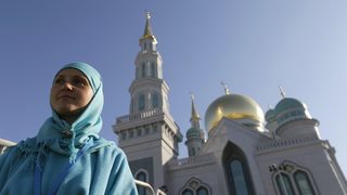 Най-голямата джамия в Европа се открива в Москва (видео)
