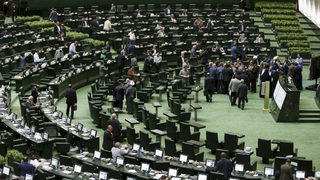 Иранският парламент одобри ядрената сделка със световните сили