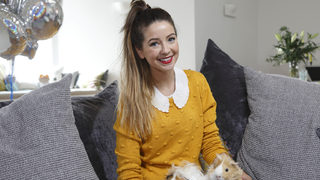 Коя е Zoella и защо момичета от цял свят искат да приличат на нея