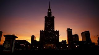 Полша ще облага с данък чуждите търговски вериги