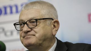 Кънев: Недопустимо е София да не дава пукнат лев за волейбол и баскетбол