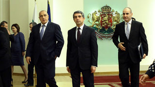 След съвета <span class="highlight">по</span> сигурността при президента управляващите ще пишат антитерористичен закон (допълнена)