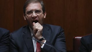 Правителството на Португалия падна, след като изгуби вот на доверие в парламента