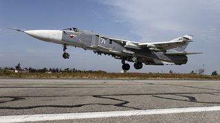 "Ройтерс": Един от пилотите на сваления руски изтребител е мъртъв