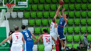 С тройка в последните секунди "Лукойл Академик" би "Калев" в Купата <span class="highlight">на</span> <span class="highlight">ФИБА</span>