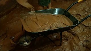 Видео: Бразилия ще съди минните компании за токсичния разлив в Мариана