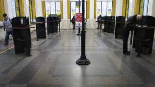 "Български пощи" ще приемат пратки на DHL