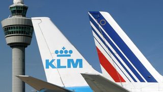 Air France-KLM обяви загуби от 50 млн. евро заради атентатите в Париж